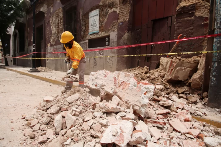 Al menos dos muertos y un herido a raíz de un terremoto de 7,5 grados en México