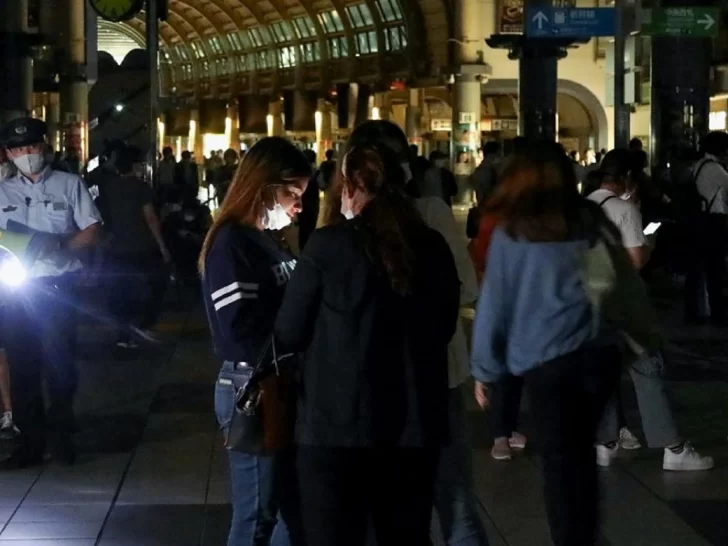 Más de 30 heridos e incendios por un terremoto de 6,1 grados en Japón Más de 30 heridos e incendios por un terremoto de 6,1 grados en Japón