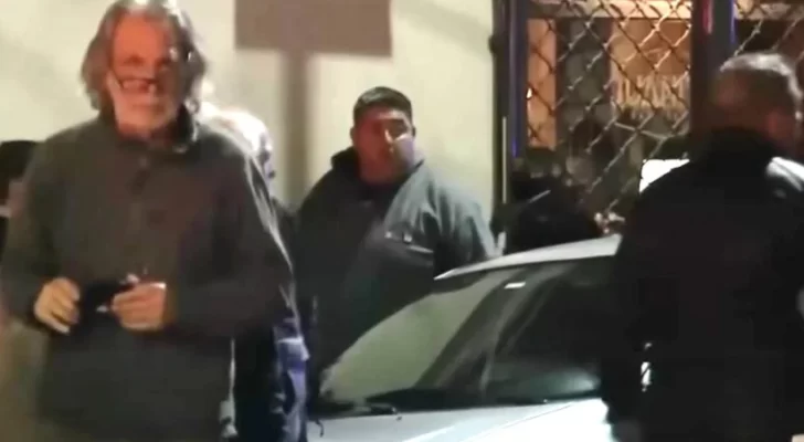 Habló el concejal que redujo al atacante de CFK: “Lo agarré del cuello y se lo entregué a la policía” Habló el concejal que redujo al atacante de CFK: “Lo agarré del cuello y se lo entregué a la policía”