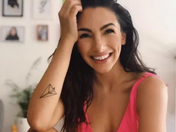 Thelma Fardin confirmó que negocia su participación para el Bailando Thelma Fardin confirmó que negocia su participación para el Bailando