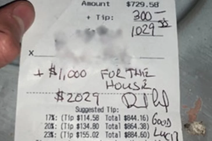 Dejó más de un millón de pesos de propina a los trabajadores de un restaurante