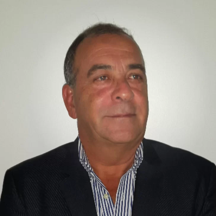 El exministro Strada, cerca de cobrar 8 millones por su diputación en el Parlasur El exministro Strada, cerca de cobrar 8 millones por su diputación en el Parlasur