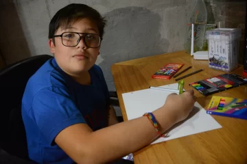 El pequeño gran artista del pueblo