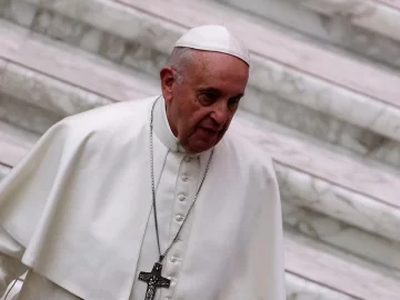 El Papa comparó el aborto por una violación con “alquilar un sicario” El Papa comparó el aborto por una violación con “alquilar un sicario”