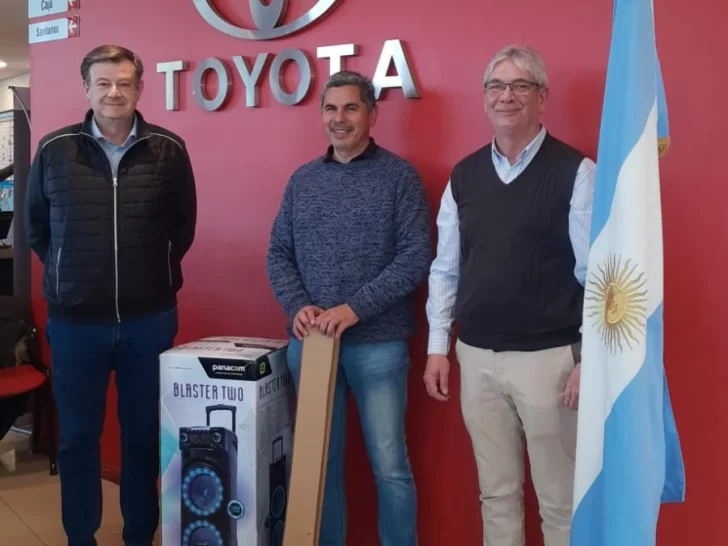 El parlante de la esperanza: “Aurora se escuchará más fuerte en una escuela cordillerana” El parlante de la esperanza: “Aurora se escuchará más fuerte en una escuela cordillerana”