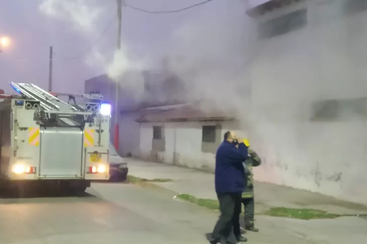 Susto en un colegio por un principio de incendio generado por un cortocircuito