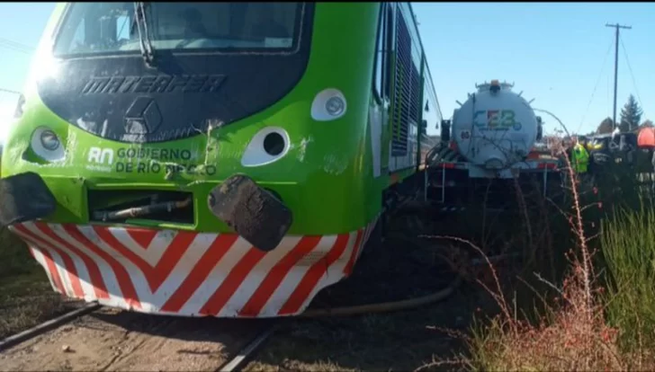 Un tren embistió a un camión atmosférico en Bariloche Un tren embistió a un camión atmosférico en Bariloche