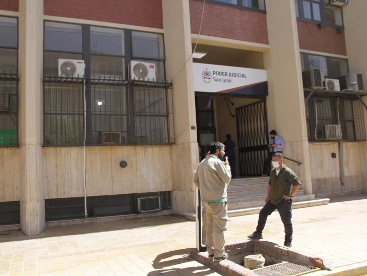 Por volver a la escena del robo, a un ladrón le esperan más de 6 años de cárcel Por volver a la escena del robo, a un ladrón le esperan más de 6 años de cárcel