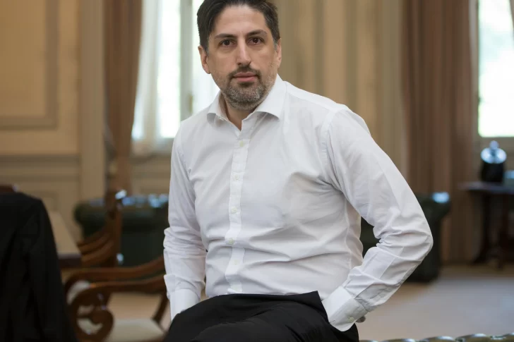 Trotta rechazó el protocolo para abrir “espacios digitales” en las escuelas porteñas