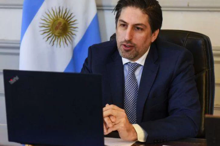 El ministro Trotta aseguró que en febrero comienza la vacunación a docentes