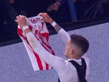 Franco Troyansky, de Unión, recibió tres fechas de suspensión por su festejo en la Bombonera Franco Troyansky, de Unión, recibió tres fechas de suspensión por su festejo en la Bombonera