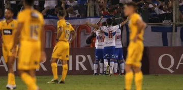 Rosario Central perdió 2 a 1 ante Universidad Católica en Chile