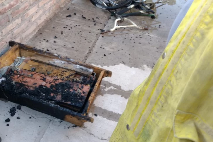 Pérdidas en una casa por un incendio causado por la travesura de un menor