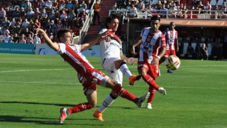 Unión y Newell’s no se sacaron diferencias Unión y Newell’s no se sacaron diferencias