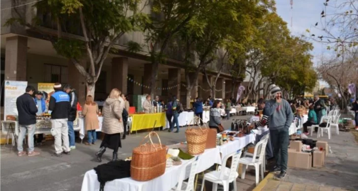 El jueves y viernes regresa la feria de la economía popular El jueves y viernes regresa la feria de la economía popular