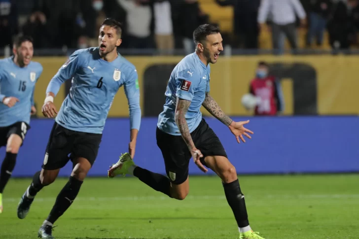 Uruguay se impuso con un gol en tiempo adicionado a Ecuador