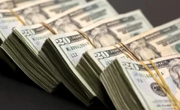 Las tasas altas hicieron retroceder el dólar 27 centavos en la semana: cerró a $28,04 Las tasas altas hicieron retroceder el dólar 27 centavos en la semana: cerró a $28,04
