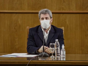 Esta semana vacunan a docentes con la segunda dosis y desde el lunes ‘presencialidad cuidada’ Esta semana vacunan a docentes con la segunda dosis y desde el lunes ‘presencialidad cuidada’