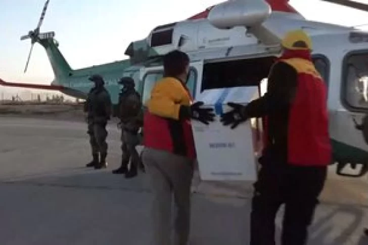 Chile recibió las primeras dosis de Pfizer e inicia hoy la vacunación