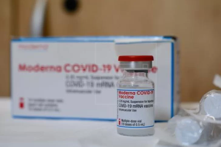 Moderna dice que su vacuna contra el covid-19 funciona tan bien en niños como en adultos