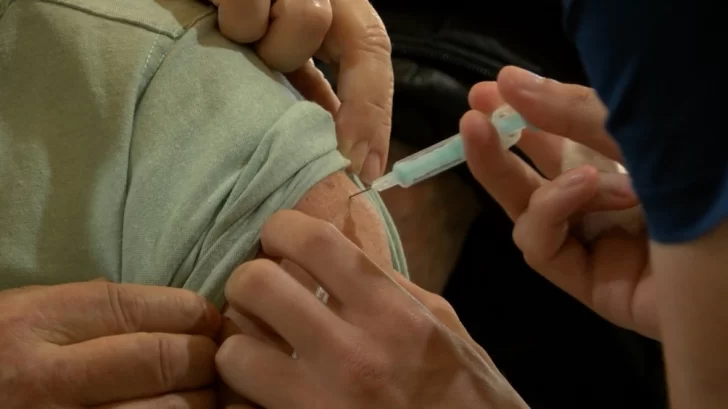 Una aplicación de Sputnik V o Astrazeneca baja la mortalidad por covid en hasta un 80% Una aplicación de Sputnik V o Astrazeneca baja la mortalidad por covid en hasta un 80%