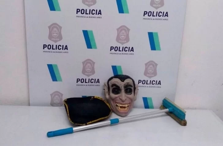 Perseguía a deportistas con una máscara de vampiro Perseguía a deportistas con una máscara de vampiro