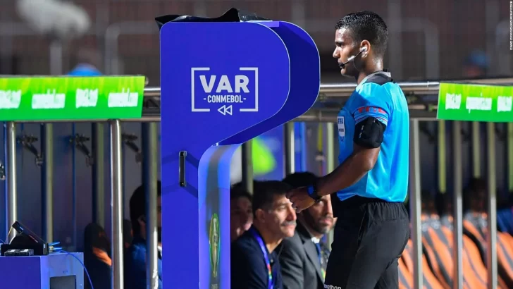 Scime: “El problema en Sudamérica es la formación de los árbitros VAR” Scime: “El problema en Sudamérica es la formación de los árbitros VAR”