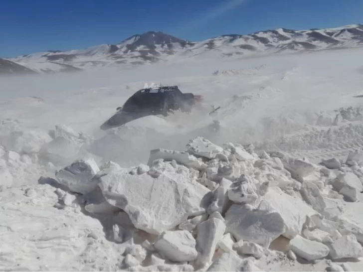 Una familia estuvo varada 4 días en la alta montaña y se salvó de milagro