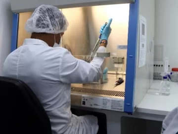 Analizan la variante “Mu” del coronavirus: podría ser resistente a las vacunas