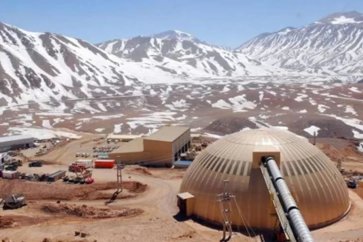 Veladero y la minería argentina donaron 214.500 kits para pruebas de Covid-19