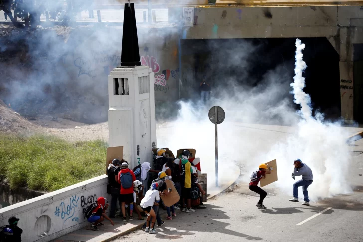 Una mujer murió al recibir un disparo en una protesta en el Oeste venezolano