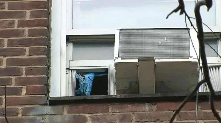 Un nene de 4 años cayó desde la ventana de un sexto piso de un edificio y sobrevivió