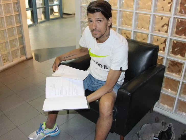 Tenía una peluquería, enfermó de leucemia y ahora vende bolsitas para ayudar a su familia