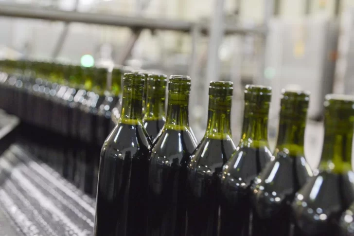 Cattorini se comprometió a abastecer con 3,5 millones de botellas a bodegas sanjuaninas