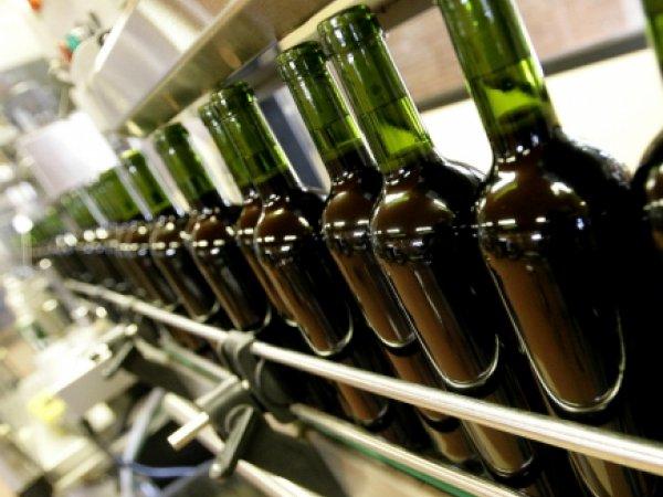 El INV salió al cruce de los viñateros y negó que las bodegas vayan a importar vino El INV salió al cruce de los viñateros y negó que las bodegas vayan a importar vino