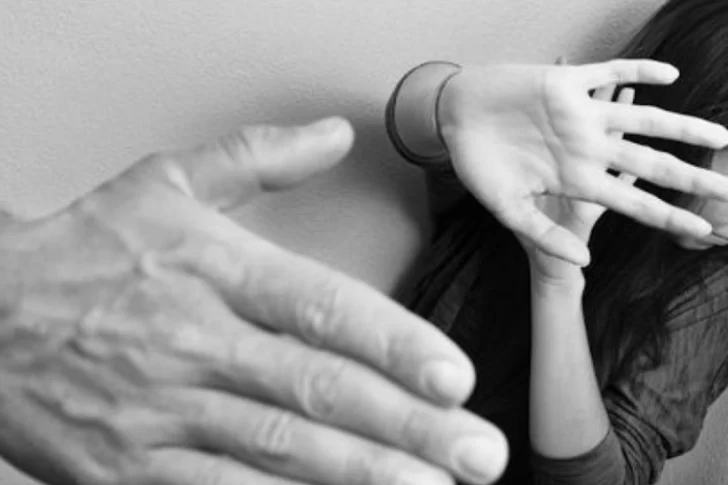 Dos años de prisión en suspenso por secuestrar a su ex mujer y golpearla durante 10 horas