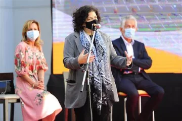 Acuerdan reducir a 7 los días de aislamiento para casos positivos con enfermedad leve Acuerdan reducir a 7 los días de aislamiento para casos positivos con enfermedad leve