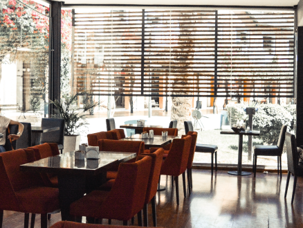 El mozo de un conocido bar, detenido por exhibiciones obscenas a un nene de 11 años El mozo de un conocido bar, detenido por exhibiciones obscenas a un nene de 11 años