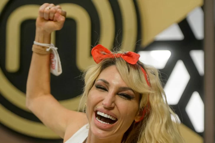 Vicky Xipolitakis recibió un diploma de la UBA Vicky Xipolitakis recibió un diploma de la UBA