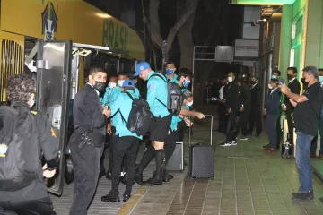 Brasil logró sortear el viento y se instaló en el centro capitalino Brasil logró sortear el viento y se instaló en el centro capitalino