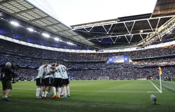 Argentina se sacó la mufa y pudo festejar en Wembley