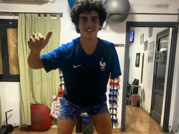 Comenzó una campaña solidaria para poder comprar la prótesis que necesita “Wey” Zapata Comenzó una campaña solidaria para poder comprar la prótesis que necesita “Wey” Zapata