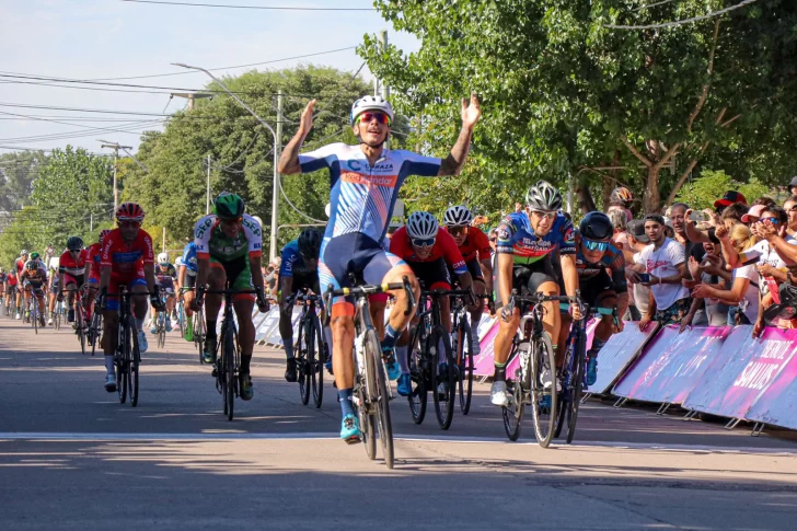 Los equipos sanjuaninos metieron cuatro ciclistas en el top 10 de la etapa inicial Los equipos sanjuaninos metieron cuatro ciclistas en el top 10 de la etapa inicial