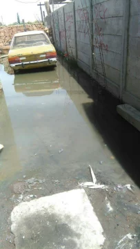 Un colapso cloacal inundó de aguas servidas varias casas en Caucete Un colapso cloacal inundó de aguas servidas varias casas en Caucete