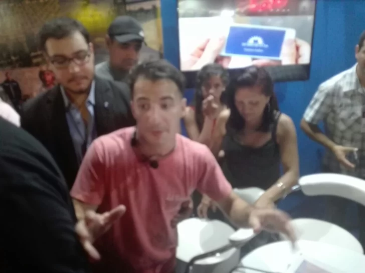 Nazareno causó una revolución y contó una desopilante anécdota con un cuidacoche local Nazareno causó una revolución y contó una desopilante anécdota con un cuidacoche local