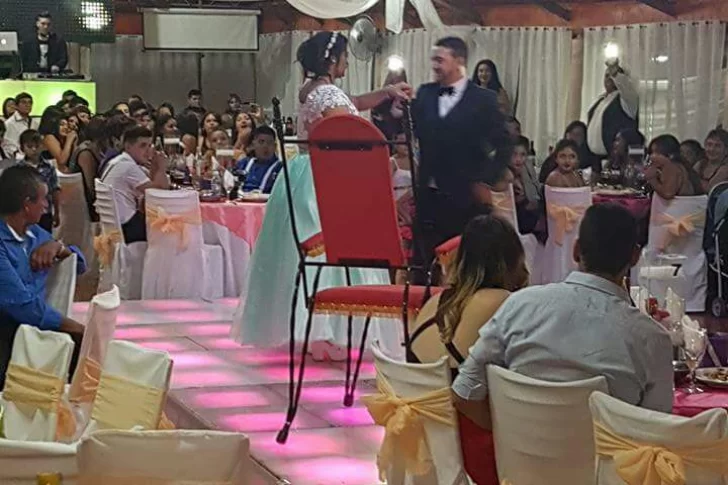 La increíble torta de 15 de una sanjuanina en un festejo cargado de emociones