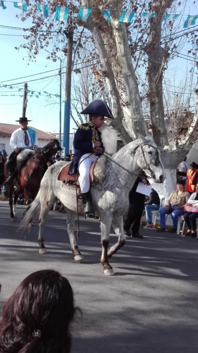 Con un imponente desfile, San Juan homenajeó a San Martín en Albardón Con un imponente desfile, San Juan homenajeó a San Martín en Albardón