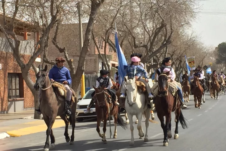 Cabalgata a la Difunta Correa: la Fe, más fuerte que el viento y el frío