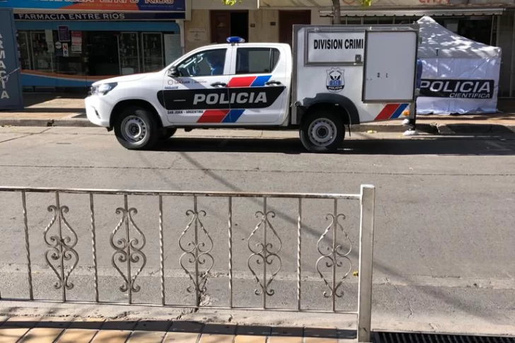 Revuelo en el microcentro por la muerte de un hombre