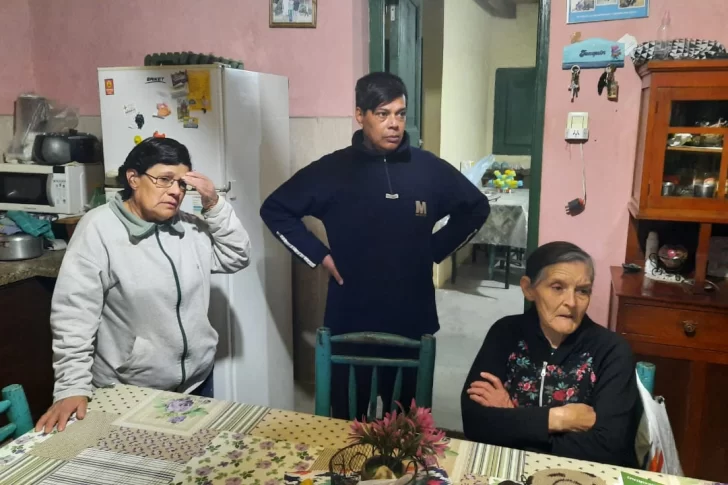 Encañonaron a seis en una casa, los maltrataron y les robaron toda la plata que tenían